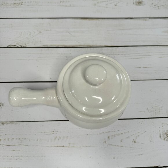 White Provincial Stoneware Soup Bowl W Lid Home Concepts Floral Country Farmcore - Picture 3 of 7